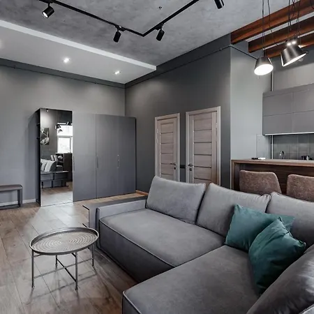 Deribasovskaya 18 Loft *